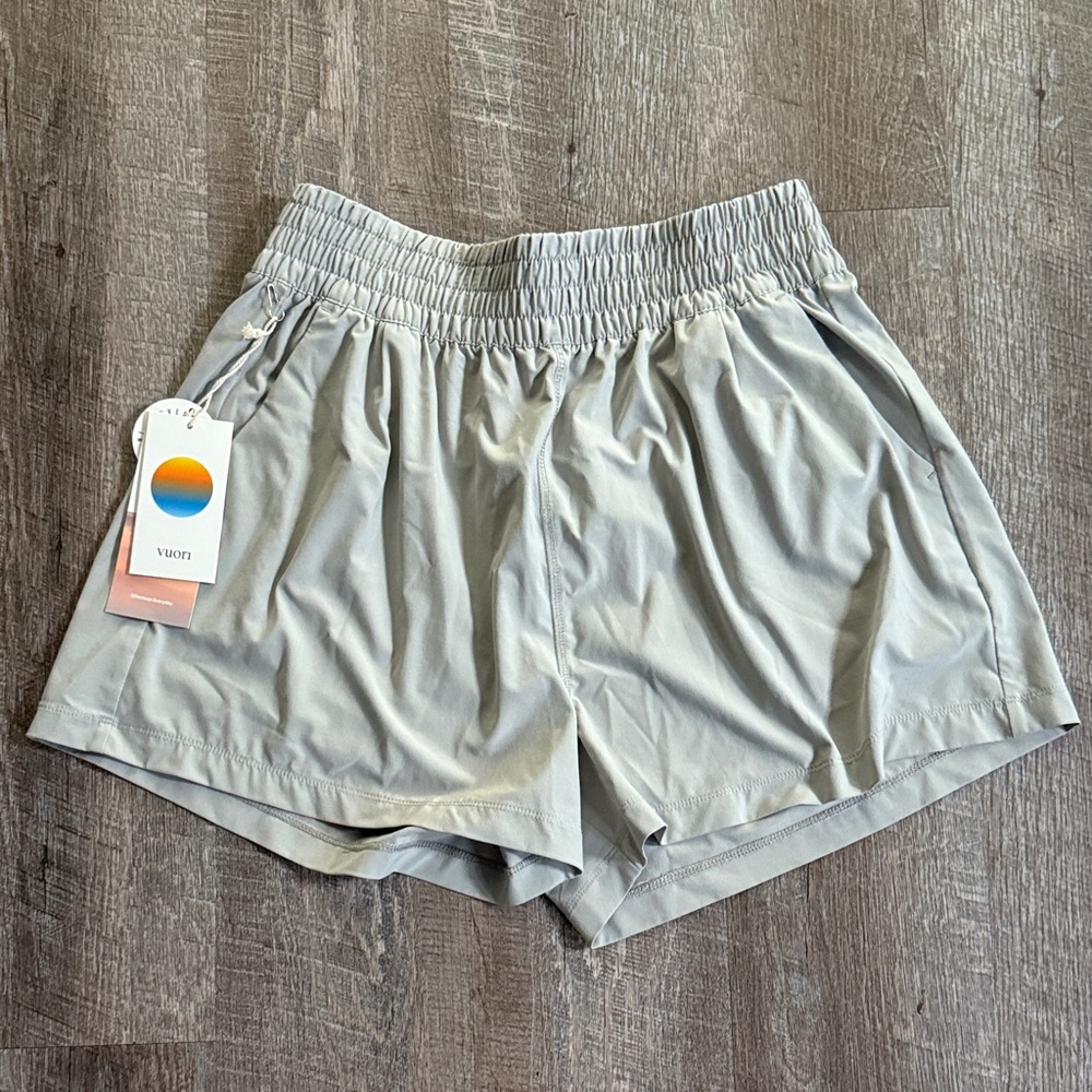 Vuori Villa Shorts - NWT